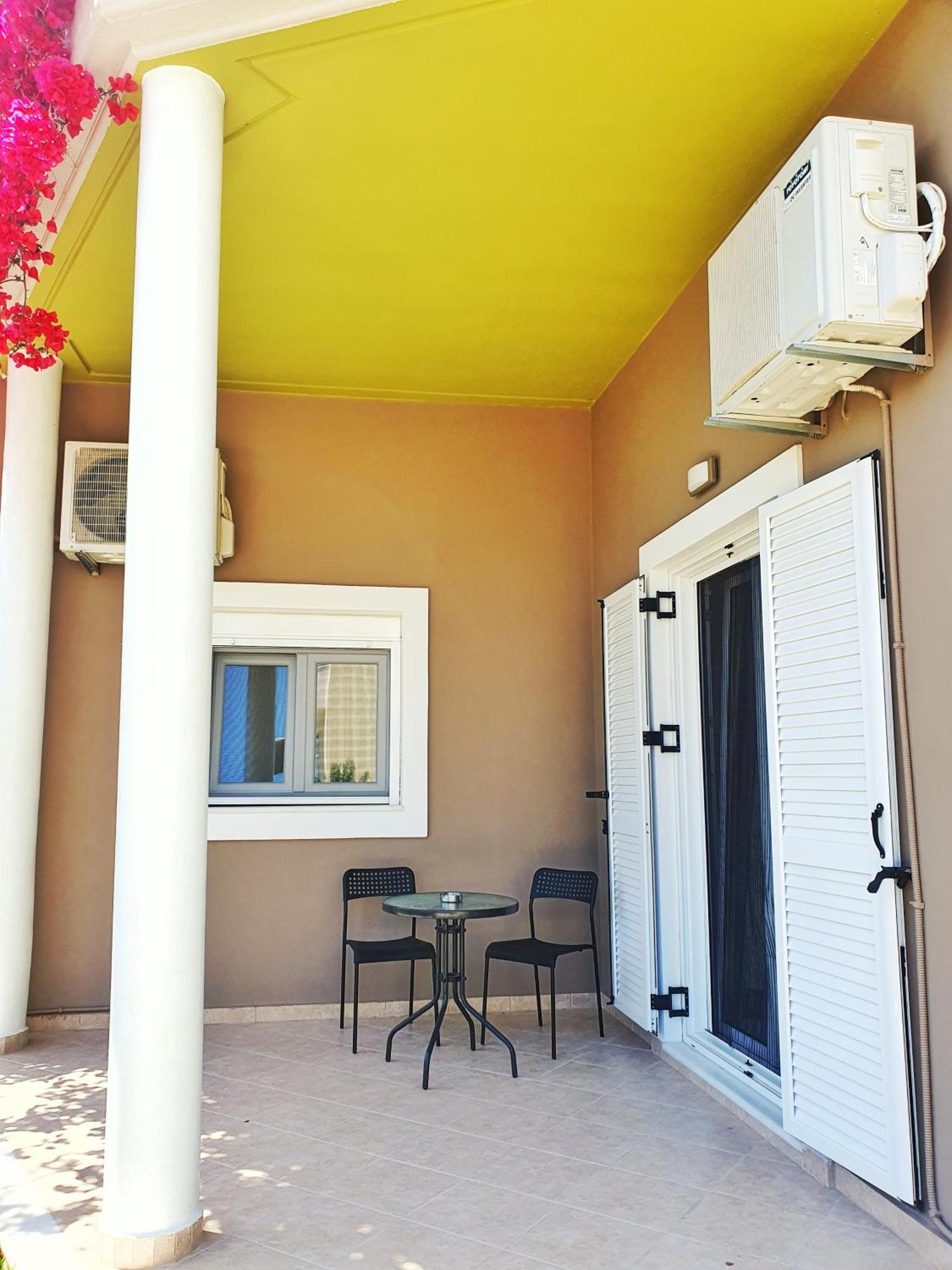 Green Studio Nidri Exterior photo